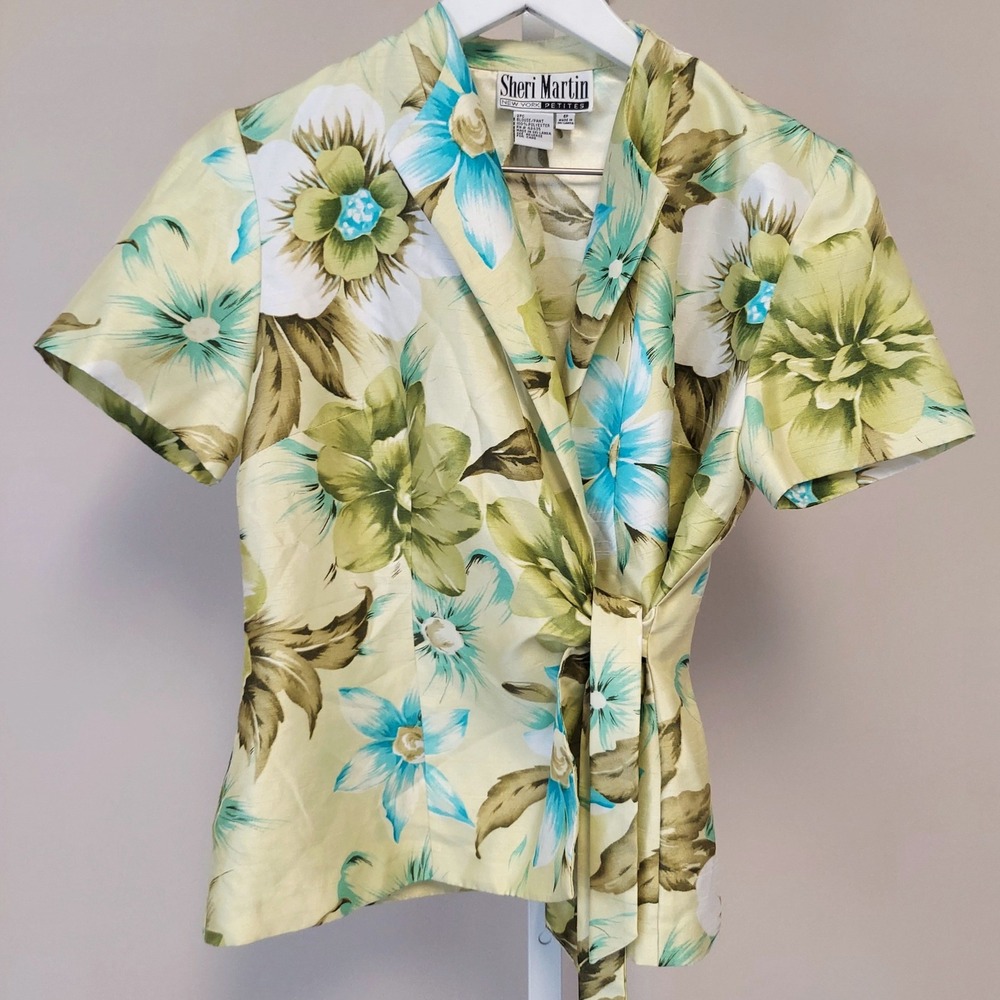 Sheri Martin Petite Floral Wrap Blouse GSide Tie Top 6P Tropical Hawaiian Resort - Picture 1 of 5